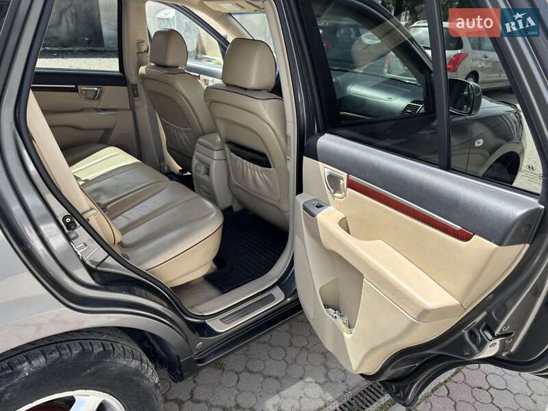 Внедорожник / Кроссовер Hyundai Santa FE 2008 в Каменец-Подольском