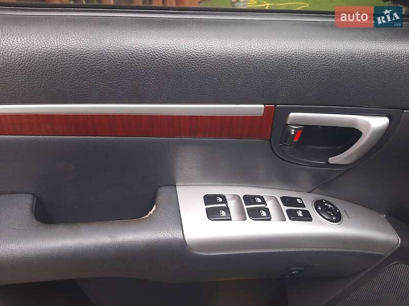 Позашляховик / Кросовер Hyundai Santa FE 2010 в Калуші