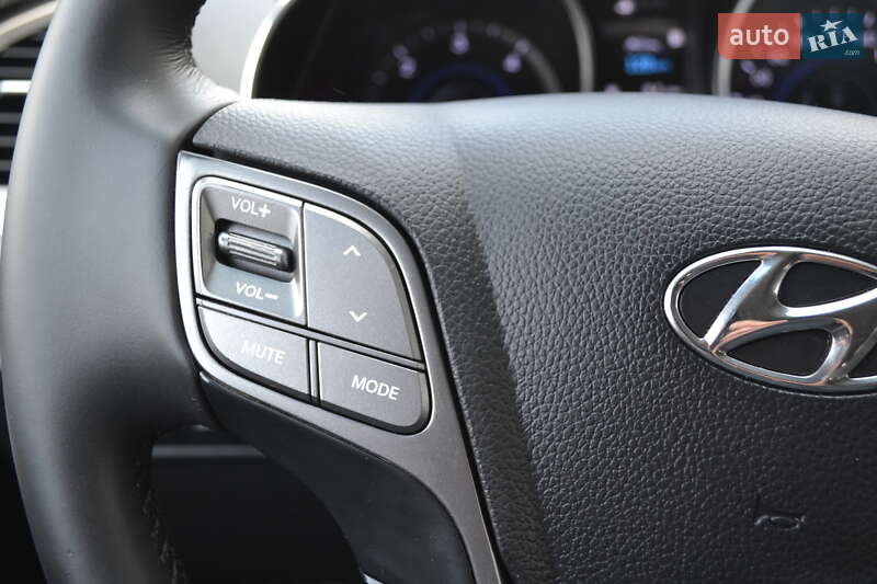 Позашляховик / Кросовер Hyundai Santa FE 2012 в Вінниці