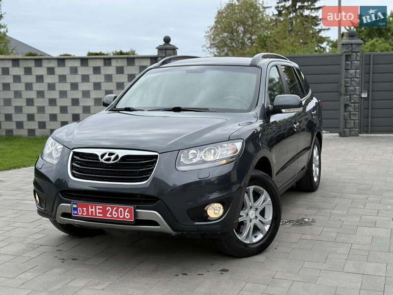 Позашляховик / Кросовер Hyundai Santa FE 2012 в 