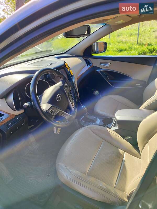 Позашляховик / Кросовер Hyundai Santa FE 2014 в Львові
