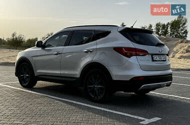 Позашляховик / Кросовер Hyundai Santa FE 2013 в 