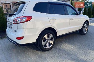 Внедорожник / Кроссовер Hyundai Santa FE 2012 в 