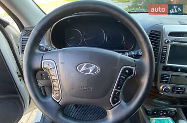 Внедорожник / Кроссовер Hyundai Santa FE 2012 в 