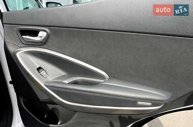 Внедорожник / Кроссовер Hyundai Santa FE 2014 в 