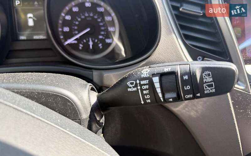 Внедорожник / Кроссовер Hyundai Santa FE 2017 в Мукачево