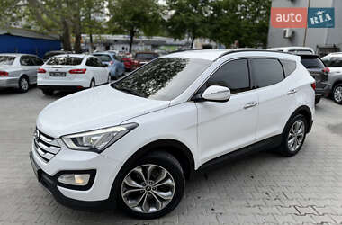 Внедорожник / Кроссовер Hyundai Santa FE 2012 в 