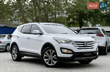Внедорожник / Кроссовер Hyundai Santa FE 2012 в 