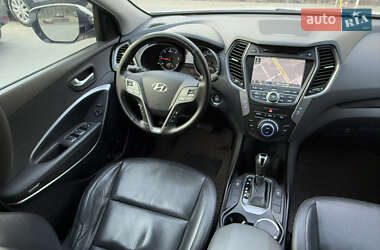 Внедорожник / Кроссовер Hyundai Santa FE 2012 в 