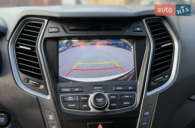 Внедорожник / Кроссовер Hyundai Santa FE 2012 в 