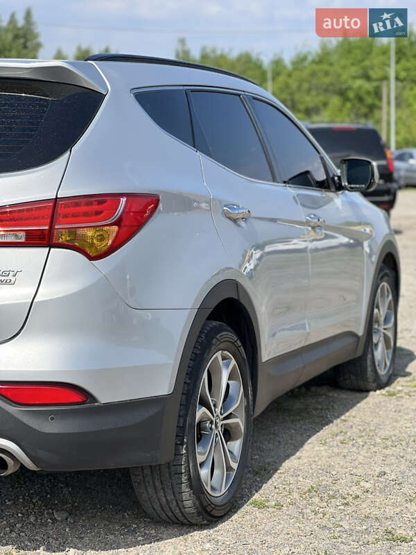 Позашляховик / Кросовер Hyundai Santa FE 2013 в Львові