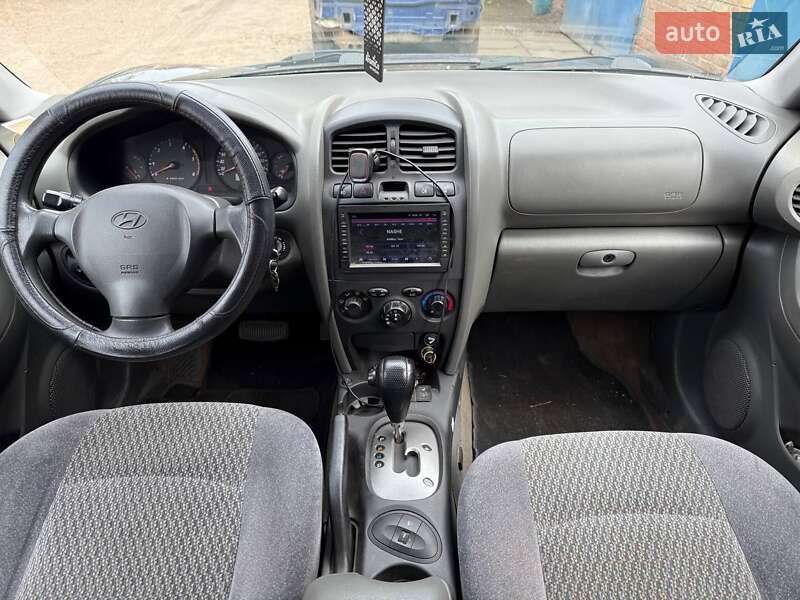 Позашляховик / Кросовер Hyundai Santa FE 2004 в Борисполі