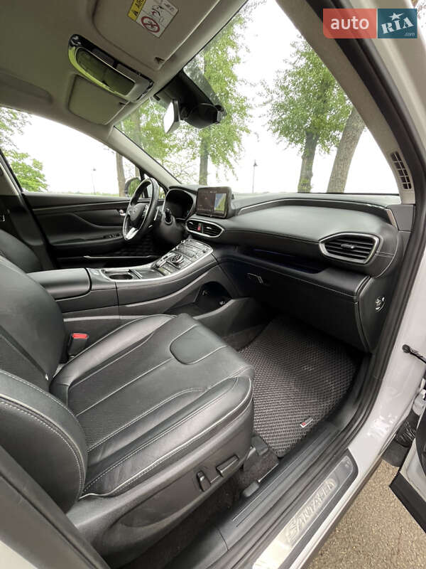 Позашляховик / Кросовер Hyundai Santa FE 2021 в Києві