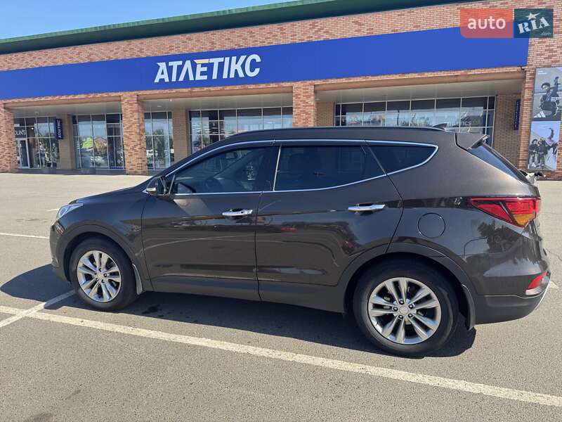 Внедорожник / Кроссовер Hyundai Santa FE 2017 в Кривом Роге