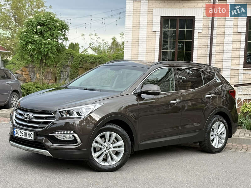 Позашляховик / Кросовер Hyundai Santa FE 2017 в Вінниці