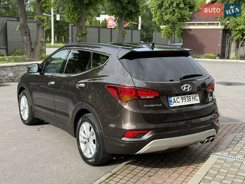 Позашляховик / Кросовер Hyundai Santa FE 2017 в Вінниці