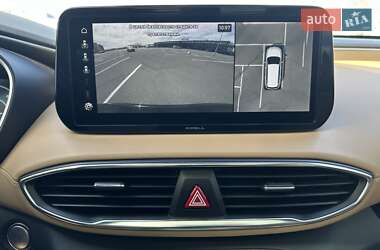 Внедорожник / Кроссовер Hyundai Santa FE 2020 в 