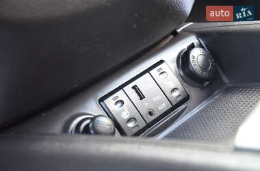 Позашляховик / Кросовер Hyundai Santa FE 2012 в 