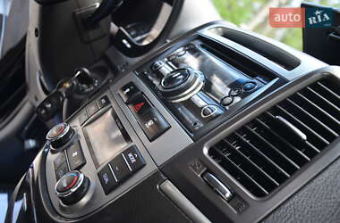 Позашляховик / Кросовер Hyundai Santa FE 2012 в 