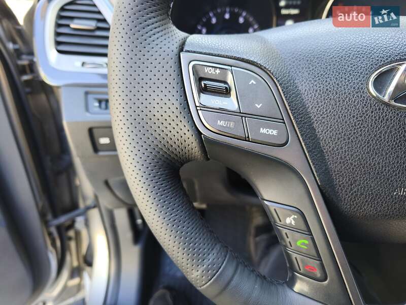 Позашляховик / Кросовер Hyundai Santa FE 2013 в Дніпрі