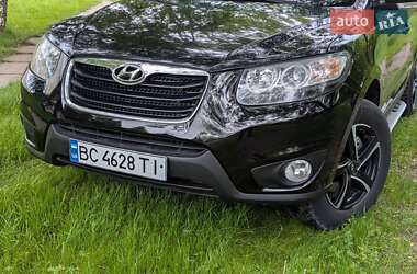 Позашляховик / Кросовер Hyundai Santa FE 2010 в 