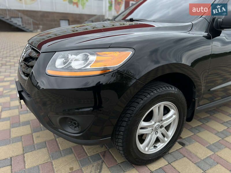 Позашляховик / Кросовер Hyundai Santa FE 2011 в Гайсину