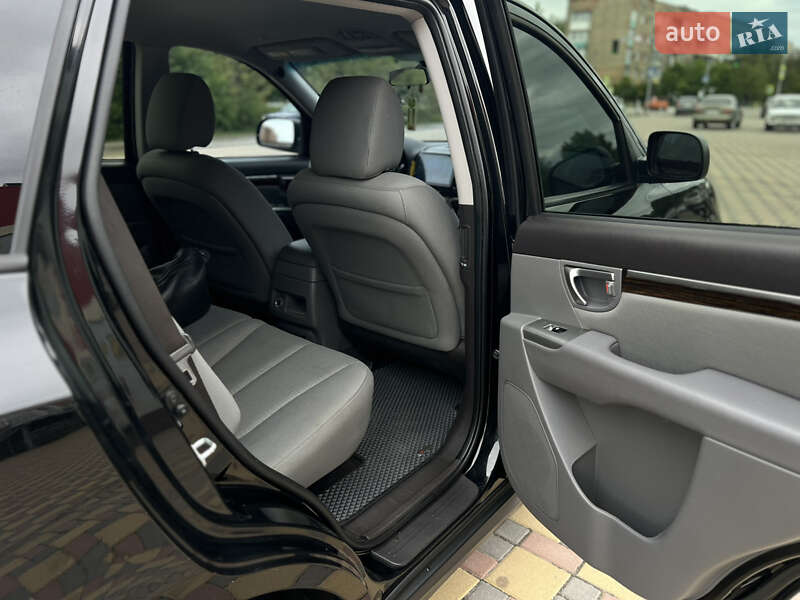Позашляховик / Кросовер Hyundai Santa FE 2011 в Гайсину