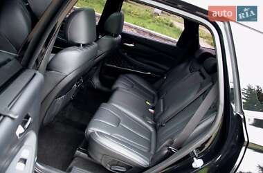 Позашляховик / Кросовер Hyundai Santa FE 2021 в 