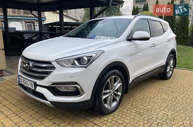 Внедорожник / Кроссовер Hyundai Santa FE 2015 в 