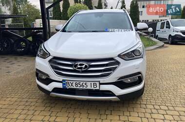 Внедорожник / Кроссовер Hyundai Santa FE 2015 в 