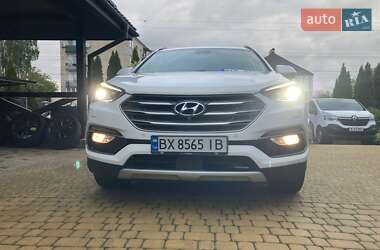 Внедорожник / Кроссовер Hyundai Santa FE 2015 в 