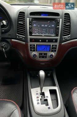 Позашляховик / Кросовер Hyundai Santa FE 2007 в 
