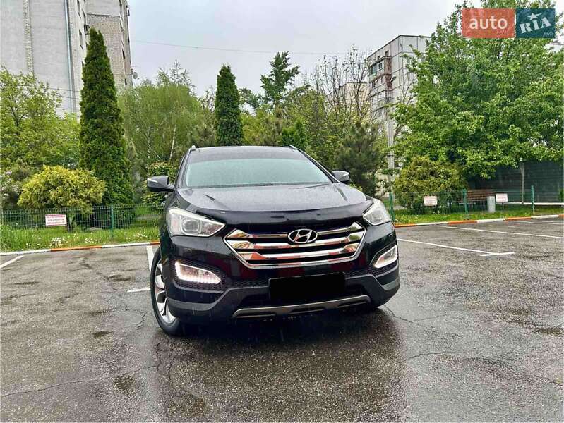 Позашляховик / Кросовер Hyundai Santa FE 2014 в Харкові