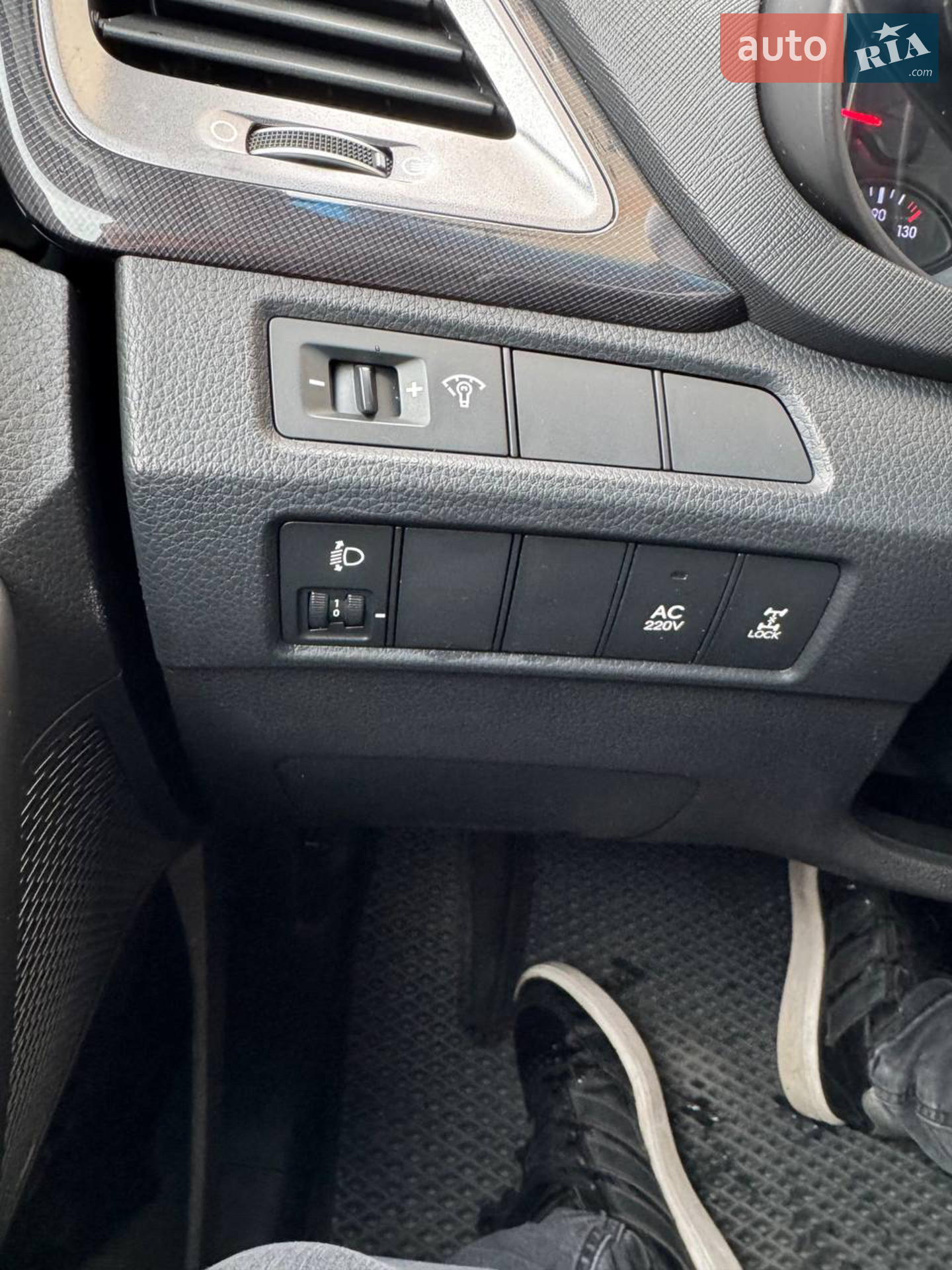 2012 Hyundai Santa Fe - мініатюра 6