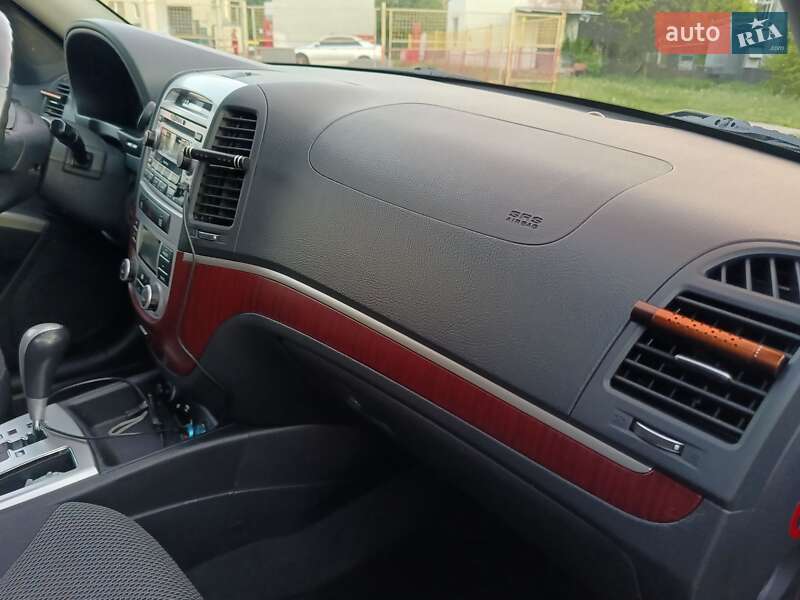 Позашляховик / Кросовер Hyundai Santa FE 2007 в Харкові