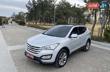 Позашляховик / Кросовер Hyundai Santa FE 2014 в 