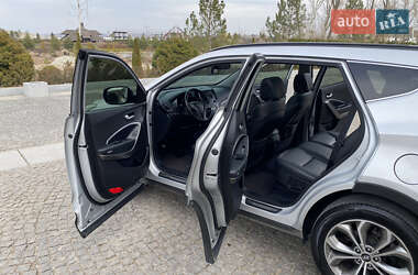 Позашляховик / Кросовер Hyundai Santa FE 2014 в 