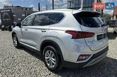Позашляховик / Кросовер Hyundai Santa FE 2019 в 