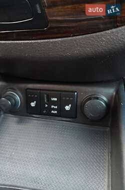 Внедорожник / Кроссовер Hyundai Santa FE 2012 в 