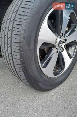 Внедорожник / Кроссовер Hyundai Santa FE 2012 в 