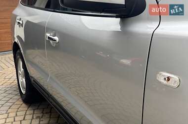 Позашляховик / Кросовер Hyundai Santa FE 2007 в 