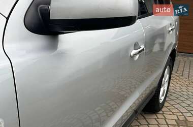 Позашляховик / Кросовер Hyundai Santa FE 2007 в 