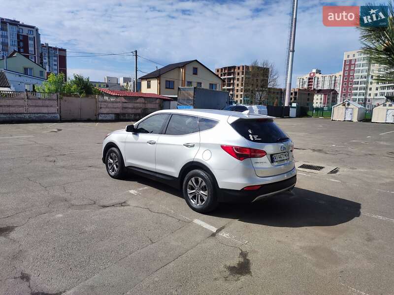 Позашляховик / Кросовер Hyundai Santa FE 2015 в Ірпені