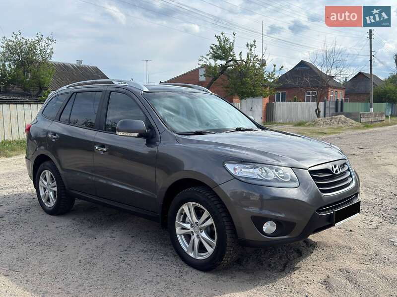 Позашляховик / Кросовер Hyundai Santa FE 2012 в Охтирці