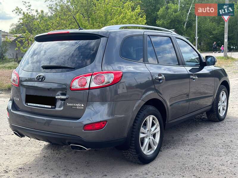 Позашляховик / Кросовер Hyundai Santa FE 2012 в Охтирці
