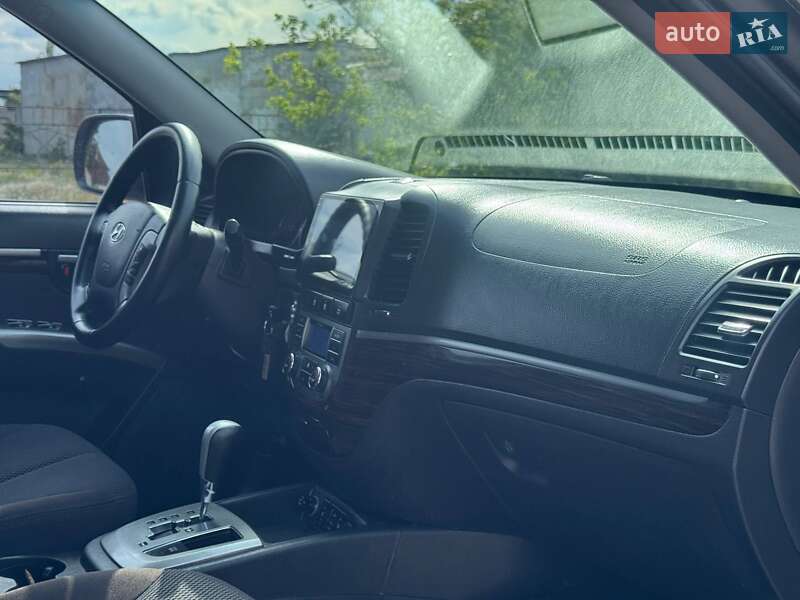 Позашляховик / Кросовер Hyundai Santa FE 2012 в Охтирці