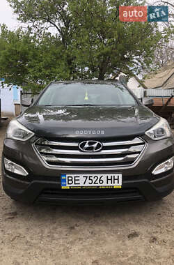 Позашляховик / Кросовер Hyundai Santa FE 2012 в 