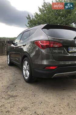 Позашляховик / Кросовер Hyundai Santa FE 2012 в 