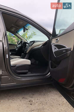 Позашляховик / Кросовер Hyundai Santa FE 2012 в 
