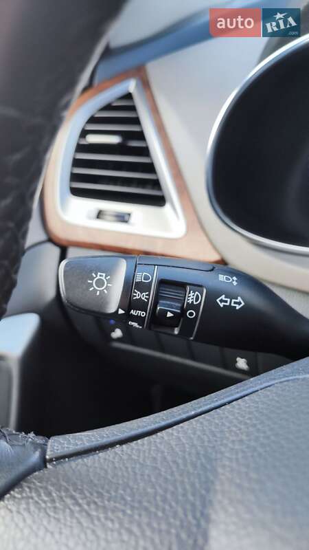 Внедорожник / Кроссовер Hyundai Santa FE 2017 в Львове